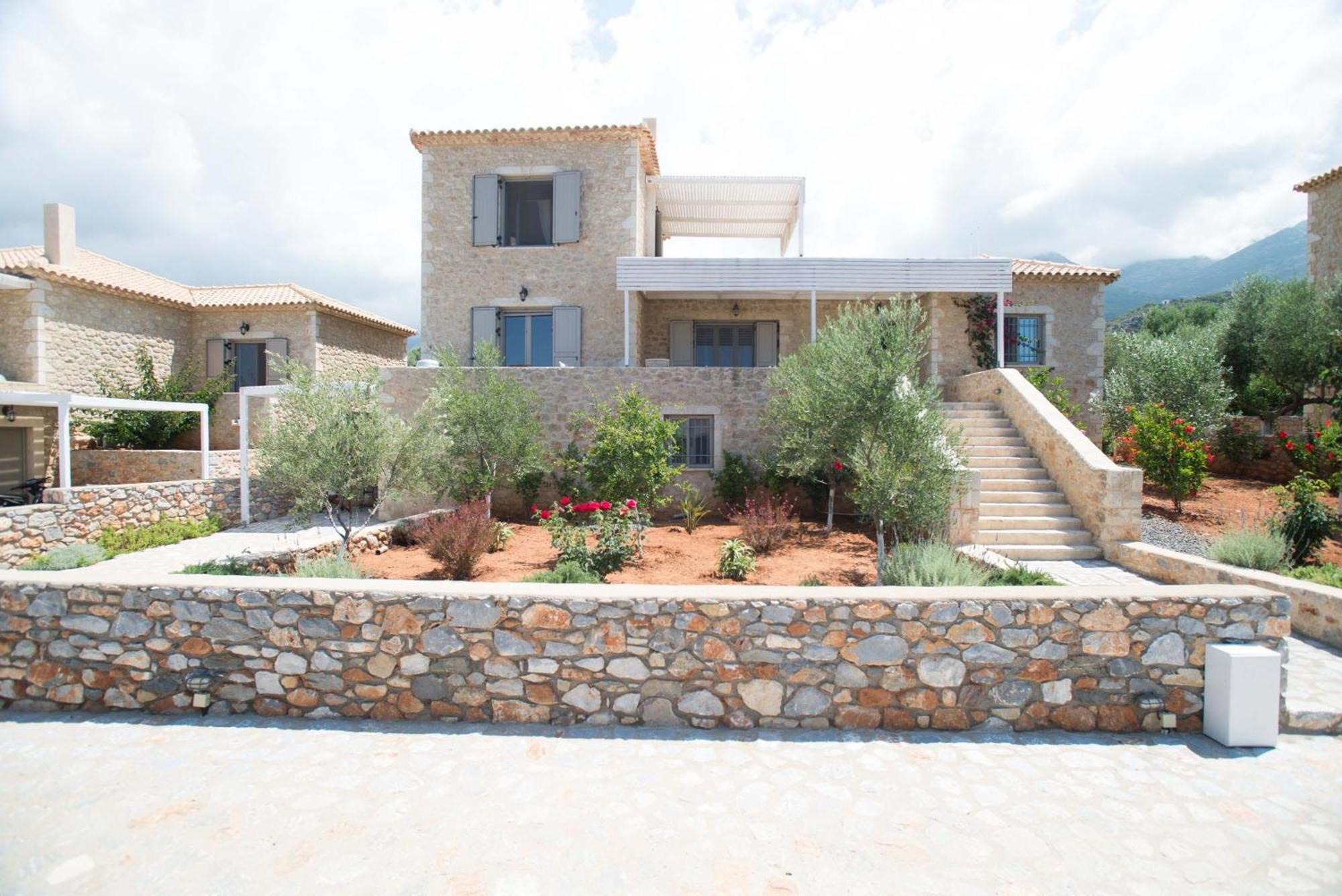 Poliana Estate Villas 瑞格利亚 外观 照片