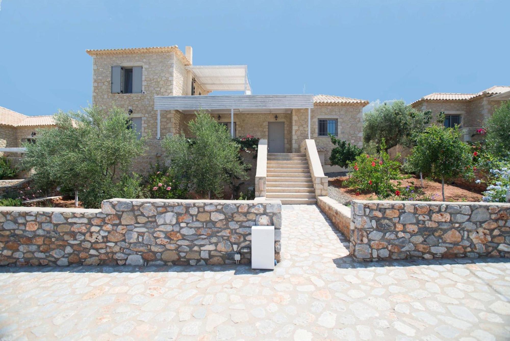 Poliana Estate Villas 瑞格利亚 外观 照片