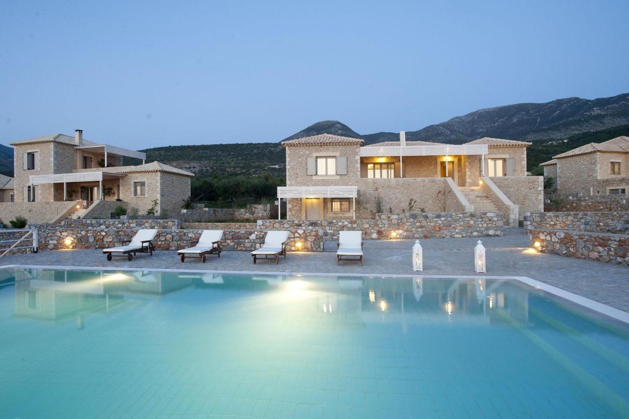 Poliana Estate Villas 瑞格利亚 外观 照片